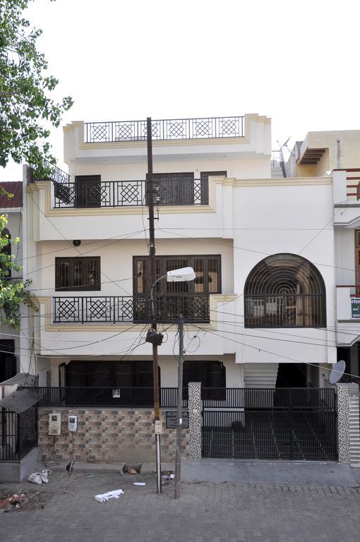 Mohini Home Stay Agra  Exterior photo